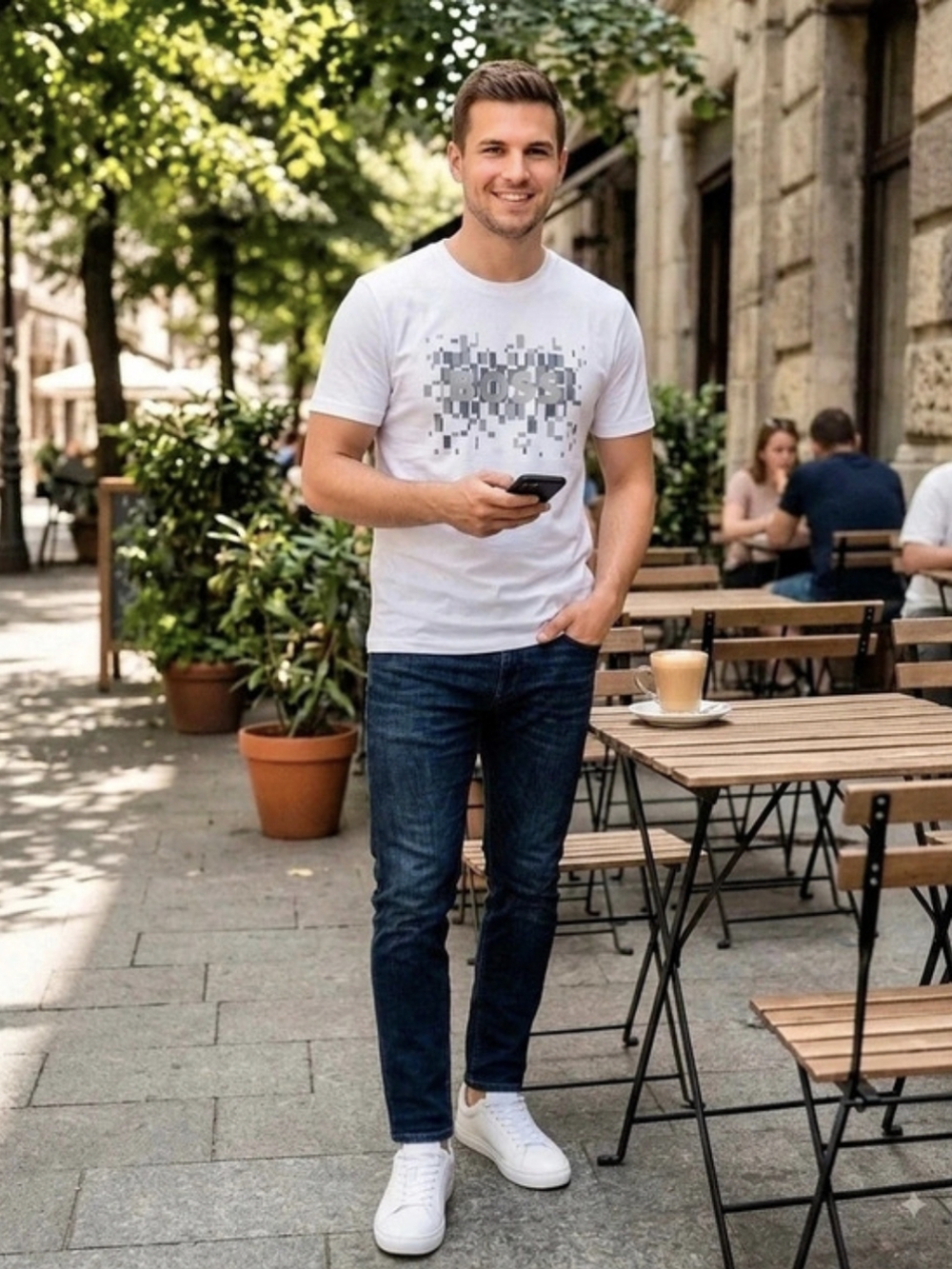 BOSS Men's Geometric Graphic Tee in White Like New